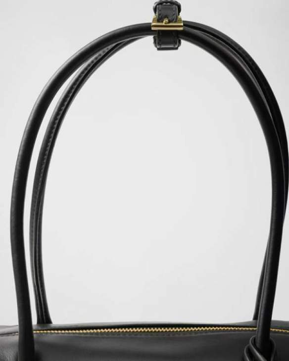 Picture of Prada Handbags _SKUfw187249348fw
